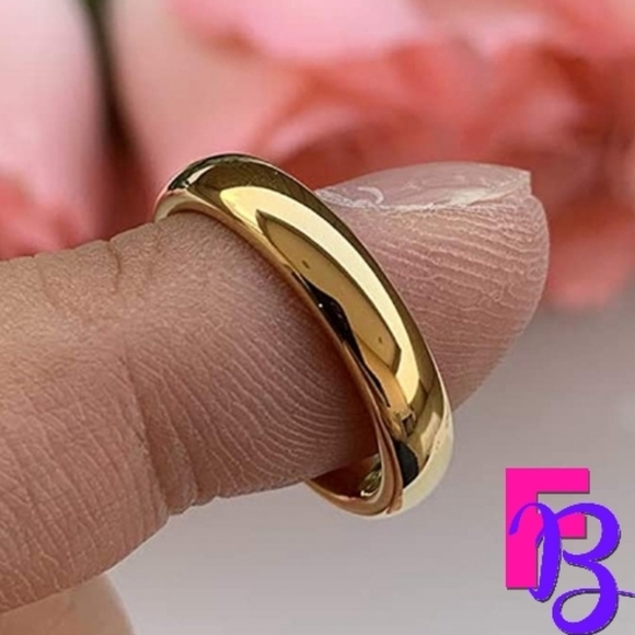 *NEW!* 4MM 14K Gold Tungsten Wedding Band - Picture 2 of 8